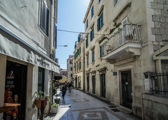 Bose Апартаменты *